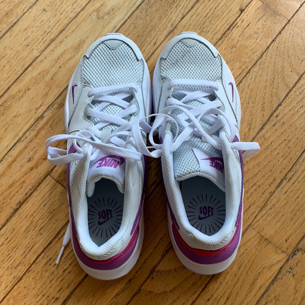 Nike Soft brand new youth sneakers